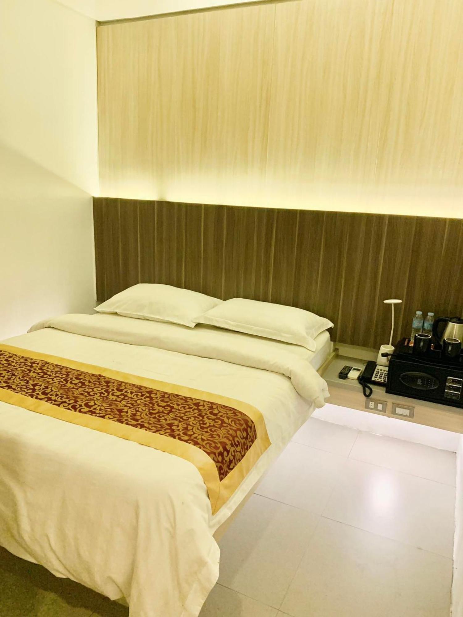 Kojo Hotel Tagum Kültér fotó